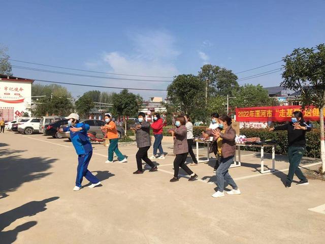 ��ӣ���ʻ �ḻ����