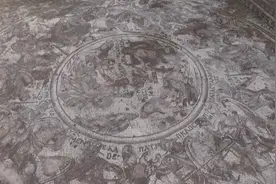 罕见！叙利亚发现1700年前珍贵马赛克地板画图片