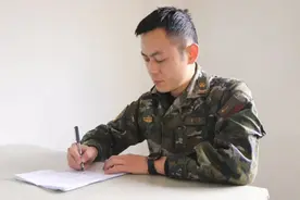 熄灯号丨相约顶峰再见图片