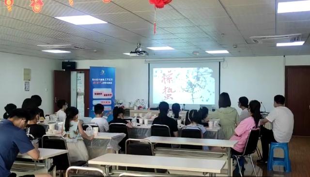 ���Ȥζ�Ϊ��ͯ������