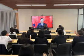 二十大时光·聆听报告 | 成都交子金控集团党委书记、董事长王永强：做西部金融中心建设的奋斗者、担当者和实干者图片