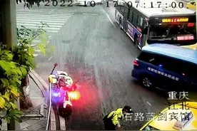 重庆一产妇临盆遇堵车，危机时刻……图片