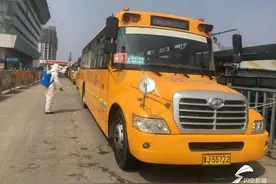 宁阳县中小学恢复线下教学 90辆交运校车恢复常态化运行图片