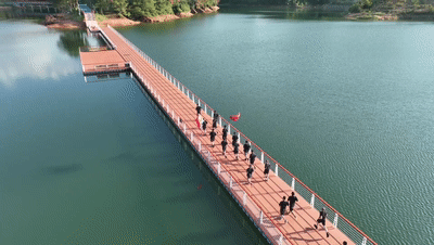 �����ġ���ʿ�������﹫����չ��ϲ���ʮ�� �˶�ǿ���� �ܽ������̡����ⳤ�ܻ