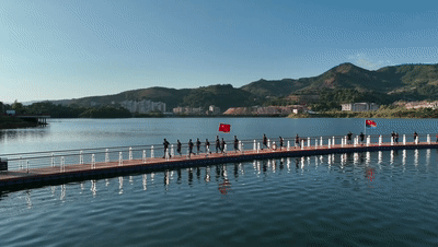 �����ġ���ʿ�������﹫����չ��ϲ���ʮ�� �˶�ǿ���� �ܽ������̡����ⳤ�ܻ