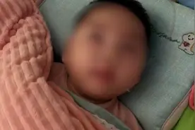两岁男童确诊罕见线粒体脑肌病，因病失聪持续病危中