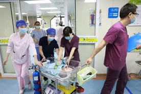 一个都不能少：浙江一对联体婴儿今日手术分离，姐妹均安图片