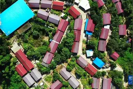 六搬村“搬进”新时代图片