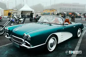 “比亚迪海豚”复古跑车将量产！撞脸科尔维特，价格值吗？图片