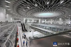 深圳地铁14号线开门迎客！市民可搭乘地铁快线来往坪山图片