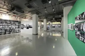 中外摄影名家用镜头语言“诉说”多彩世界图片