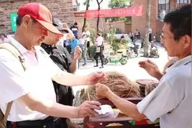 点火就着的粉条是加了“胶”？专家答疑解惑图片