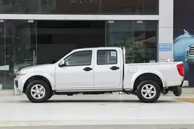 国务院发文推动取消皮卡进城限制，业内：有望拯救市场低迷图片