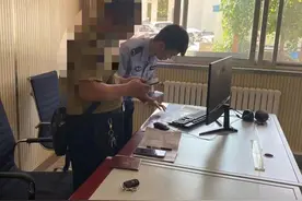 8岁孩子充值上万元买“装备”…...图片