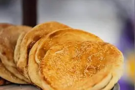 夜雨丨​陈利民：儿时的烧饼图片