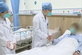 男子发烧十几天，罪魁祸首竟是一只虫子……图片