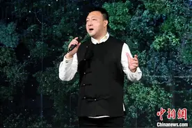 云南花灯剧院院长黄绍成：花灯戏与乡村振兴互为机遇图片