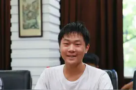 长沙少年高一保送清华，13岁曾写“论文”指出教材偏差，坦言竞赛训练非常苦图片