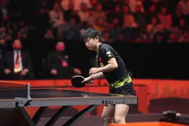 恭喜！孙颖莎战胜陈梦夺世界杯冠军图片