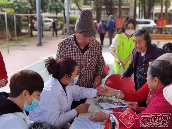 ���������ƽֵ�����������չ����������Զ���ᡱ����������