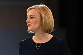 俄罗斯否认监听特拉斯手机：英媒报道不值得让人认真对待图片