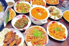 “上门代厨4菜1汤66元”上热搜 95后女生组团队接单上门做饭图片