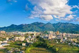 镜头下的大凉山：凉山州成立70周年县市风采——盐源县图片