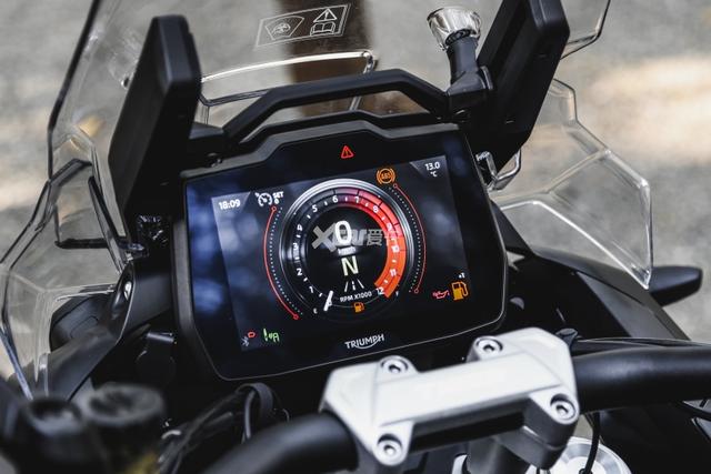 看了电控配置全拉满的凯旋Tiger 1200 水鸟野驴都不香了