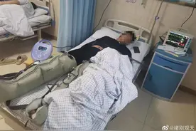 陕西一学院多名学生称校内被电棍击伤 警方：已受理案件图片
