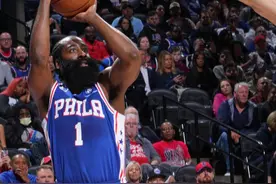 哈登右脚肌腱拉伤 预计将休战一个月图片