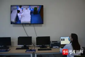 睡梦中和人打架，这是一种病图片