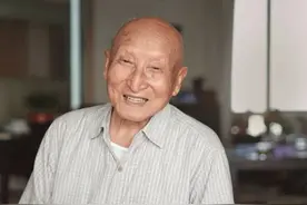 传奇老人辛冠洁去世享年101岁：“我是大众日报的儿子”图片