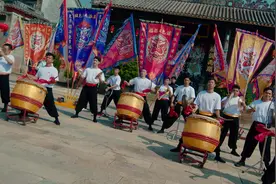 双色球大派奖单注最高奖金2000万元，中没中扫扫就知道图片