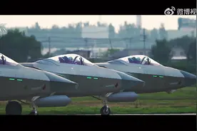 歼-20、歼-16、歼-10C搏击空天大片图片