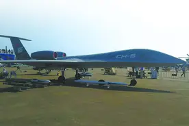 “彩虹”无人机总师谈未来无人机战场应用图片