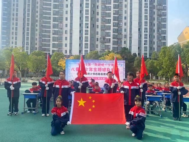 �Ϸ���®���أ����У԰���� ����δ�����˽�������