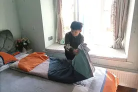 叠被、做饭、打扫卫生，《劳动清单》助力小学生成为“生活小能手”图片