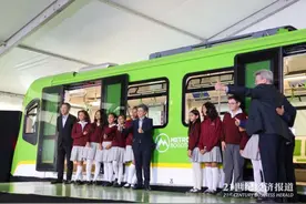 波哥大地铁一号线模型车运抵！中国港湾以“友邻优客”理念建设哥伦比亚旗舰项目图片