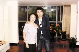 郎朗追忆恩师朱雅芬：钢琴以外，她不压制我的爱好图片