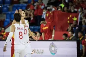 赵睿谈最后时刻的三分出手：赢得越多越对排名和分组有利图片