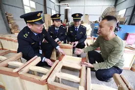 官渡木椅虽小 年产值300多万图片