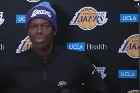 施罗德：我减重了许多，我准备好明天出战了图片