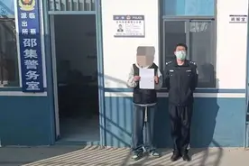 劝辍学少年返校 防未来人生迷途图片
