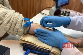 男护士苦练半年修成“飞针”神功：0.05秒进针采血，患者几乎无痛图片