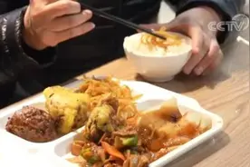 打通便民生活“最后一公里”各地探索多种社区食堂模式图片