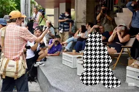 “网红流量萌娃”引争议，晒娃的底线到底在哪里？图片