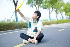 出单曲不忘做公益，无畏说每次跨界都有新收获｜专访图片