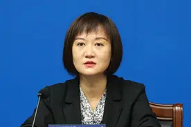 广州市卫健委：增城区新增疫情呈现局部聚集、多点散发态势视频封面