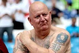 卡塔尔世界杯球迷行为准则：不得光膀子、不准吹大喇叭图片