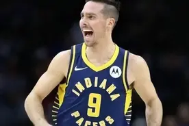 麦康奈尔得到19分5篮板10助攻3抢断，得分助攻创赛季新高图片